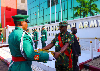 Oluyede Formally Takes Over as Army Chief, Urges Innovation