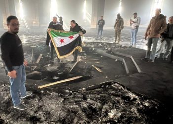Assad father’s tomb set ablaze in Syria hometown