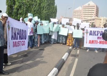 Protesters in support of senator Natasha
