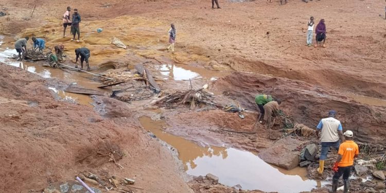 NEMA Delivers Relief, Confirms Over 100 Deaths in Niger State Flood