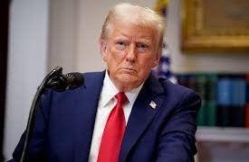Trump Dismisses Iran’s Missile Strikes on US Base in Qatar as “Very Weak”