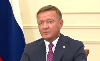 Russian minister’s suspicious suicide warns elites.