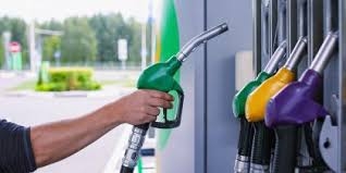Dangote, Others Adjust Petrol Depot Prices to N823 Per Litre Amid Rising Import Costs