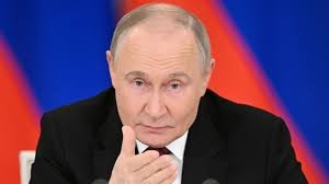 Russia Limits WhatsApp, Telegram Calls Citing Crime and Security Concerns