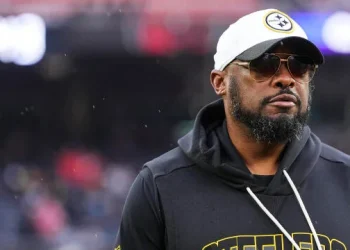 Mike Tomlin steps down as Steelers head coach after 19 seasons, ending historic run