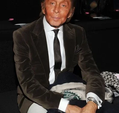 Valentino Garavani, Italian couturier who dressed generations of stars and royals, dies at 93