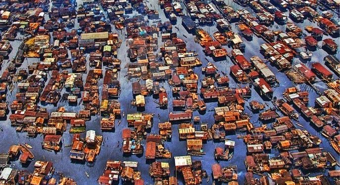 Falana alleges “expired” teargas used on Makoko protesters as Lagos defends demolitions, Assembly summons community leaders.