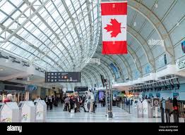 Canada Imposes 21-Day Isolation for Travellers From Ebola-Affected Areas