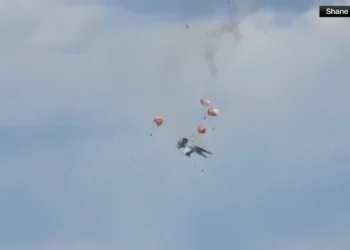 Two U.S. Navy Jets Collide During Idaho Air Show; Four Crew Eject Safely